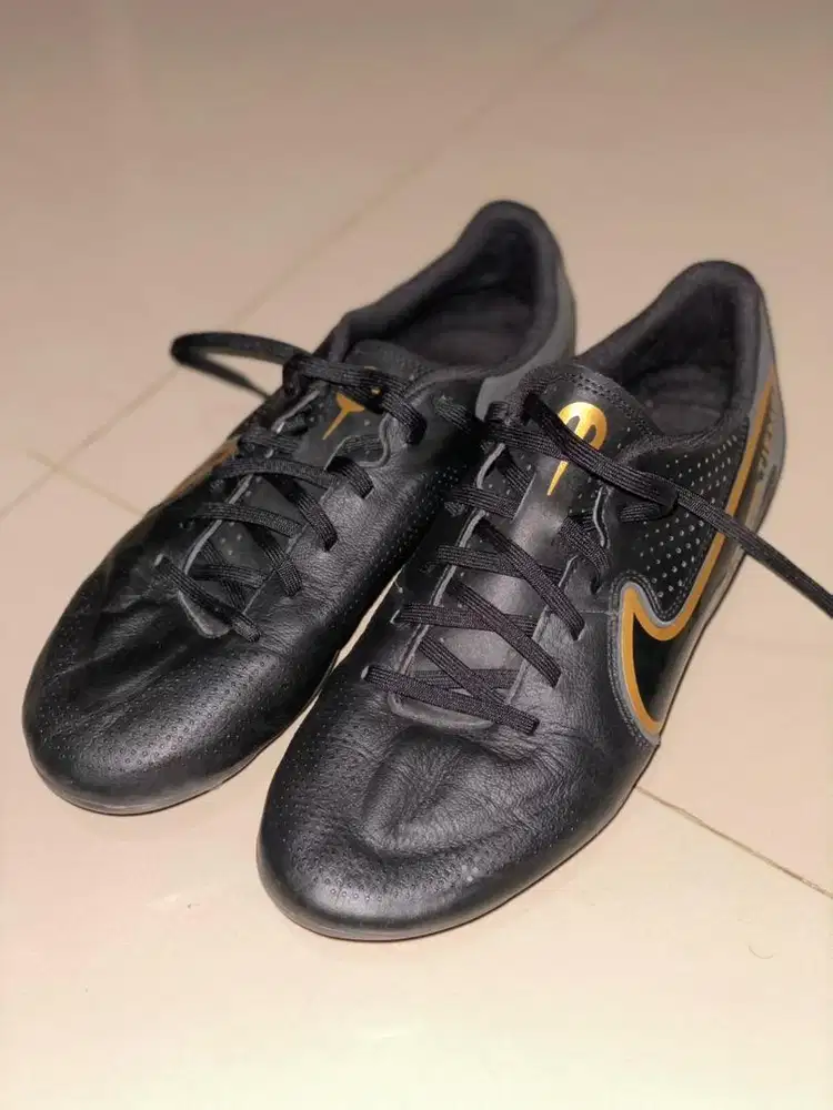 Nike Tiempo Soccer EU42