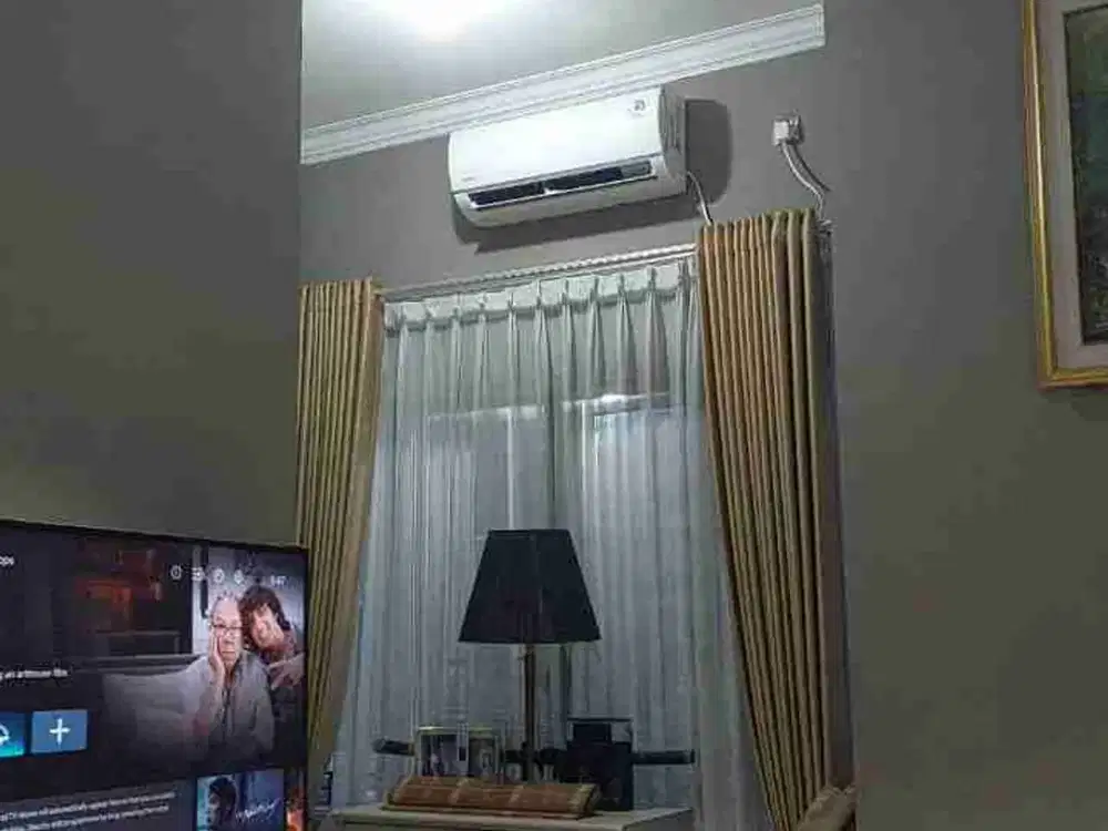 jual nego rumah terawat mainroad 2 lantai di taman Kopo indah 3