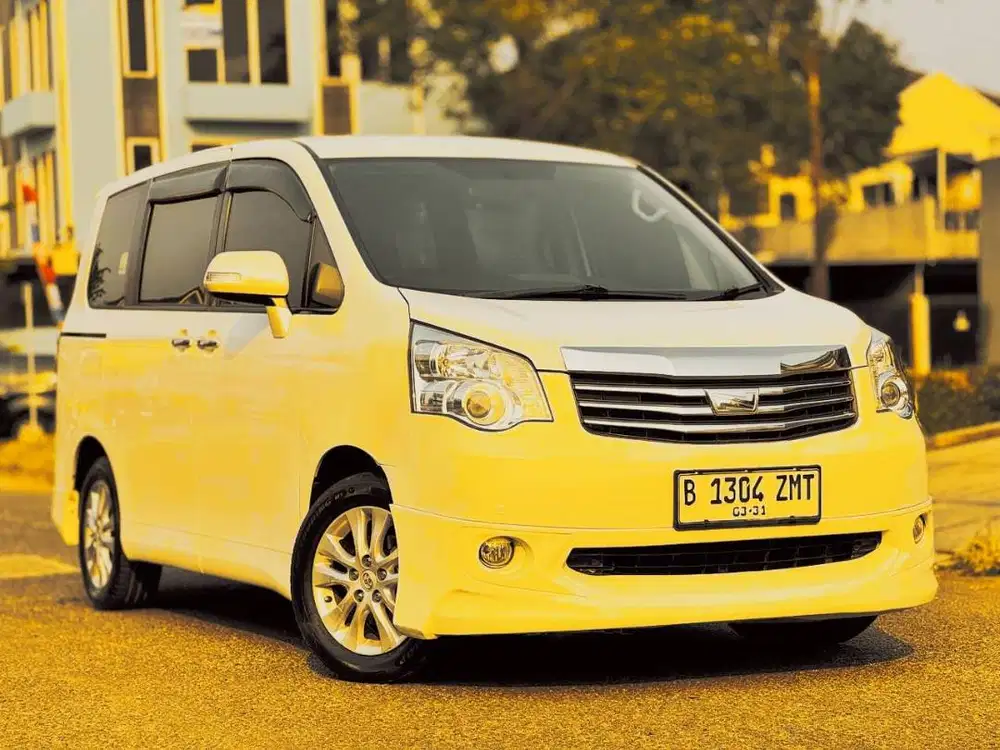 Toyoya Nav1 V Limited AT 2016