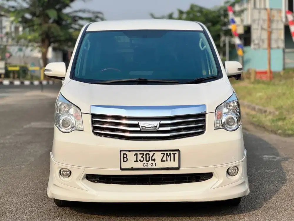 Toyoya Nav1 V Limited AT 2016
