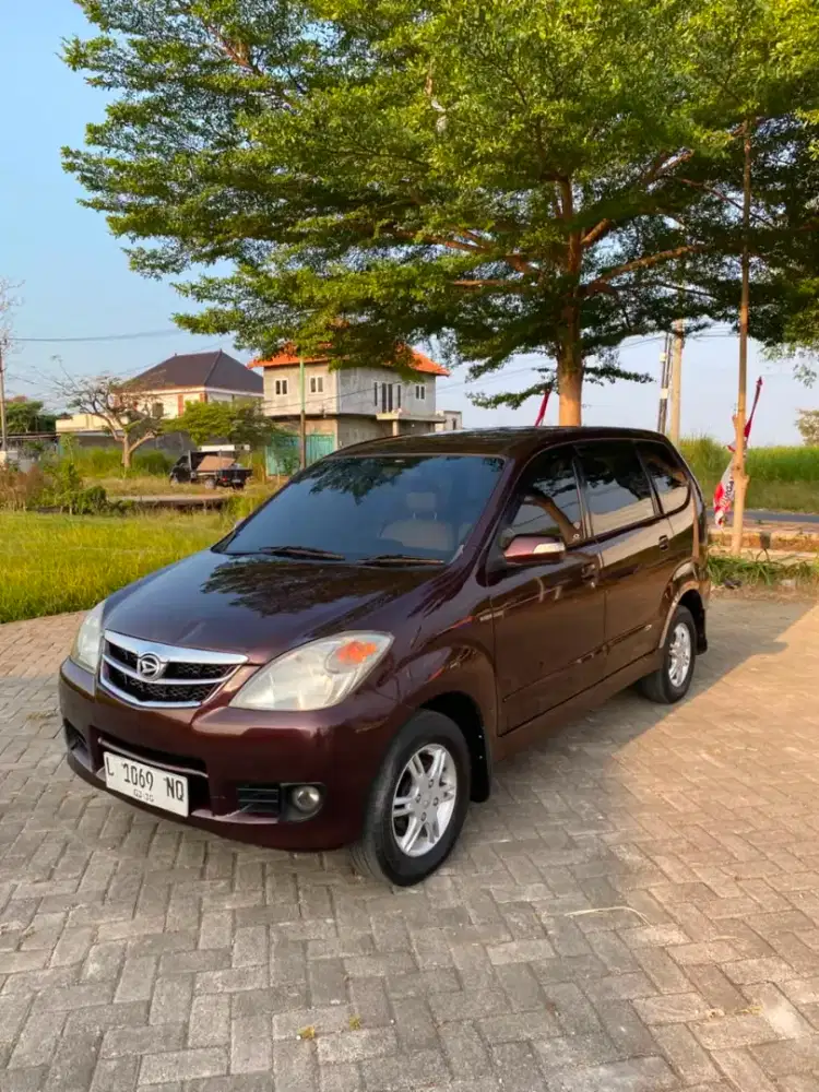 Xenia Xi deluxe plus istimewa 2010
