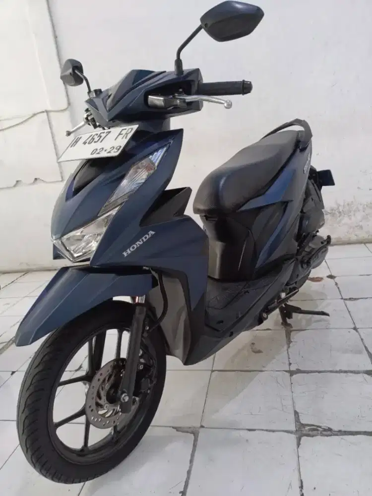 beat deluxe th 2024 biru dop