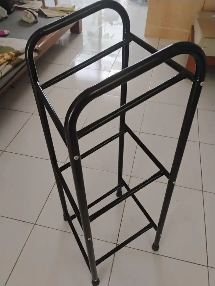Tempat air galon 3 tingkat
