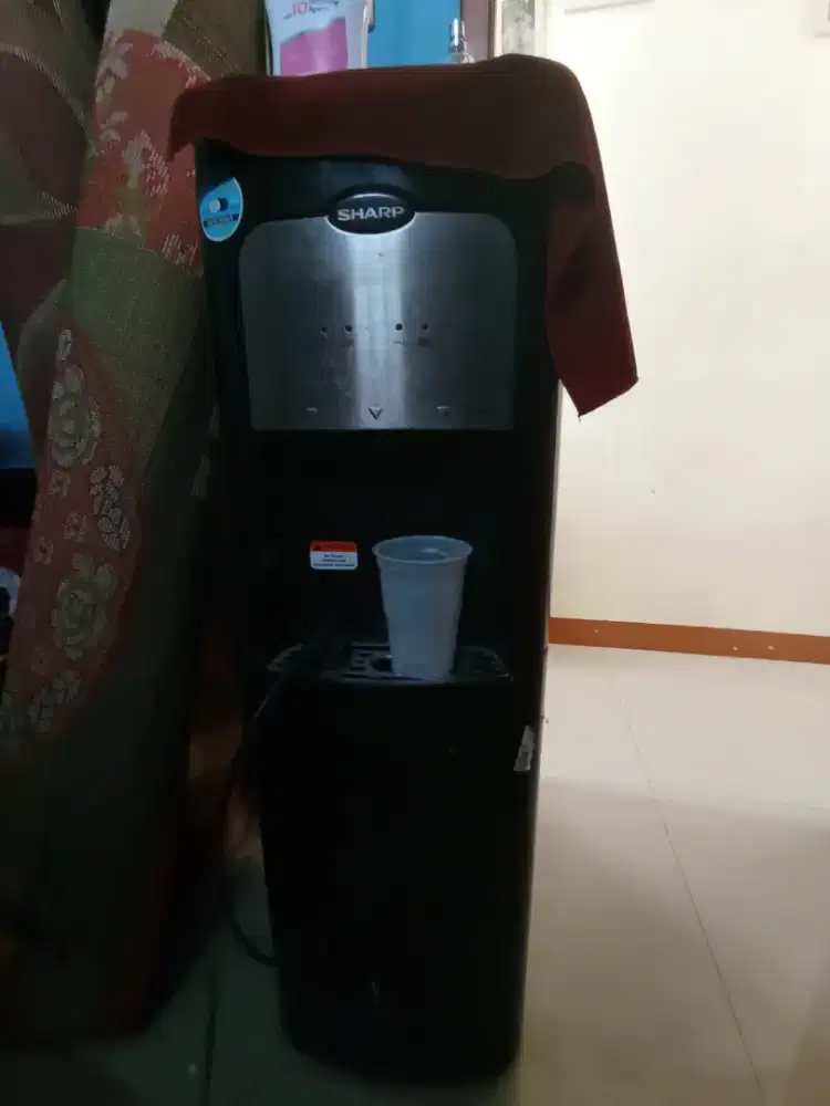jual dispenser merek sharp