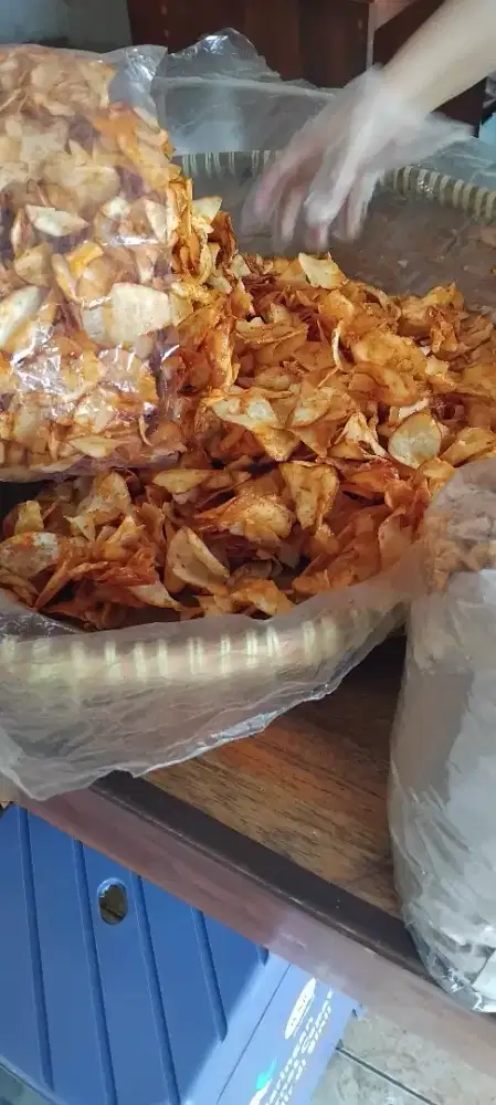 Keripik singkong pedes manis