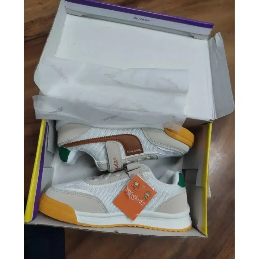 BARU Sepatu Anak Yongkidz Size 36 BARU