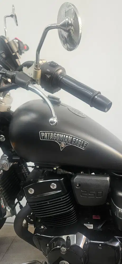 Jual Benelli Patagonian Eagle 250 FI 2021 HITAM KM 1.600 ASLI. 95% MUL