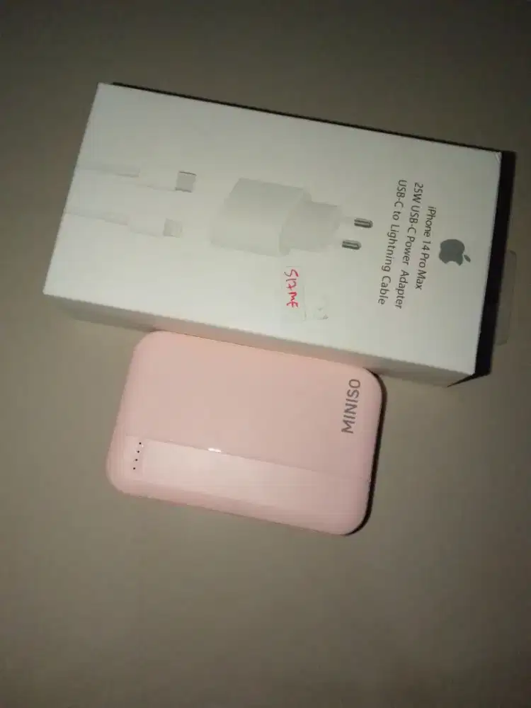 Changer IPhone Lightning + Powerbank Miniso 5000 W
