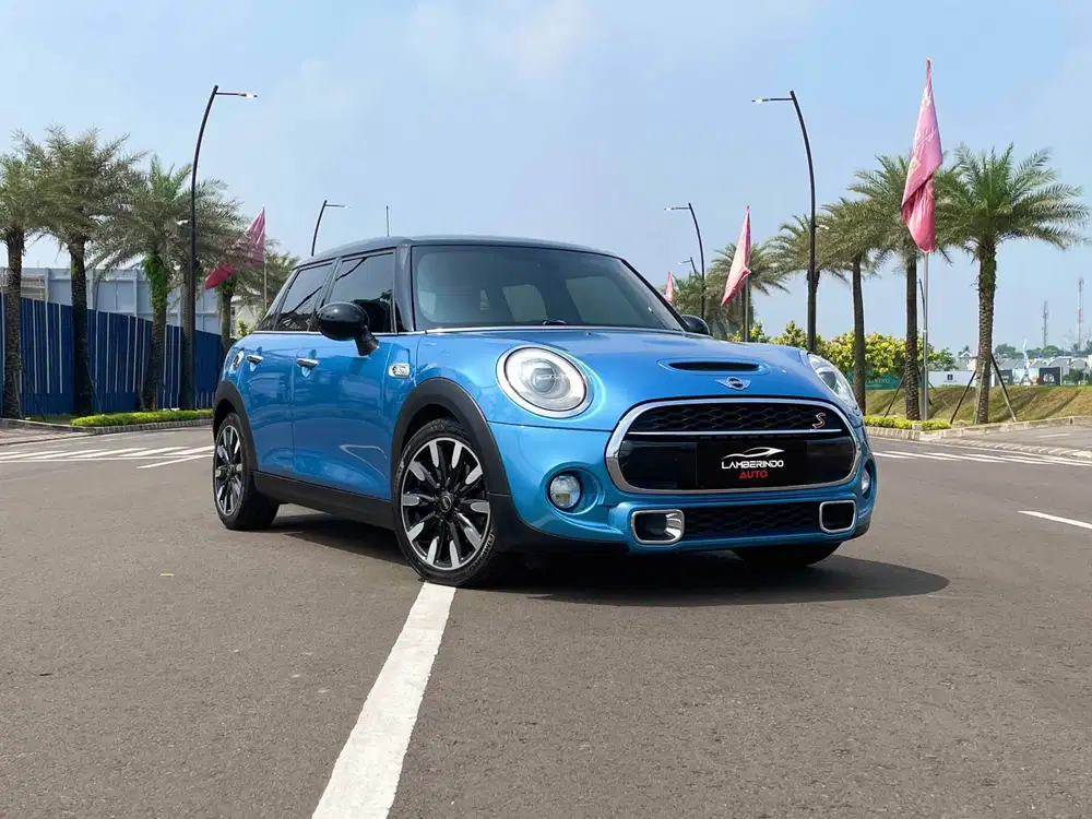 MINI COOPER S 5 DOORS 2.0 TURBO 2015 PANORAMIC SUNROOF LOW ODO