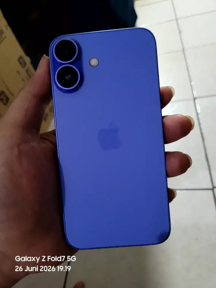 HANDPHONE IPHONE XS PAKAI BODY IPHONE 16 WARNA BIRU 256GB FULSET MULUS