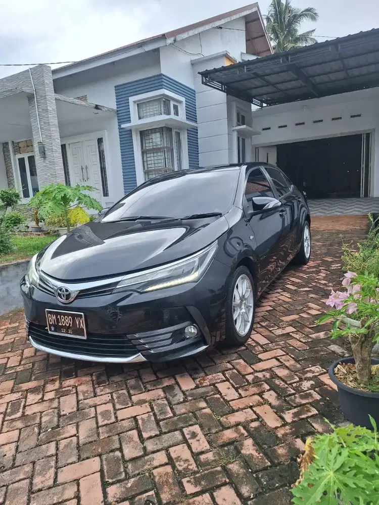 COROLLA ALTIS 1.8 V AT 2017