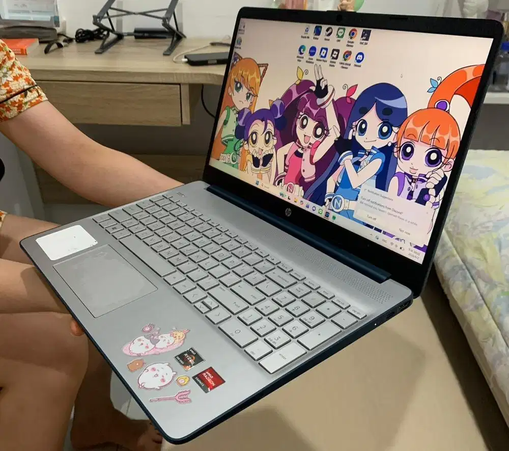 dijual Laptop HP 15 - ef2126wm