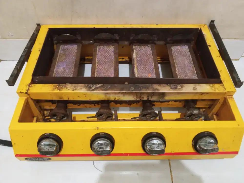 Panggangan sosis 4 tungku merk crown