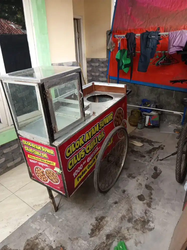 DIJUAL GEROBAK CILOK - SIAP PAKAI JUALAN