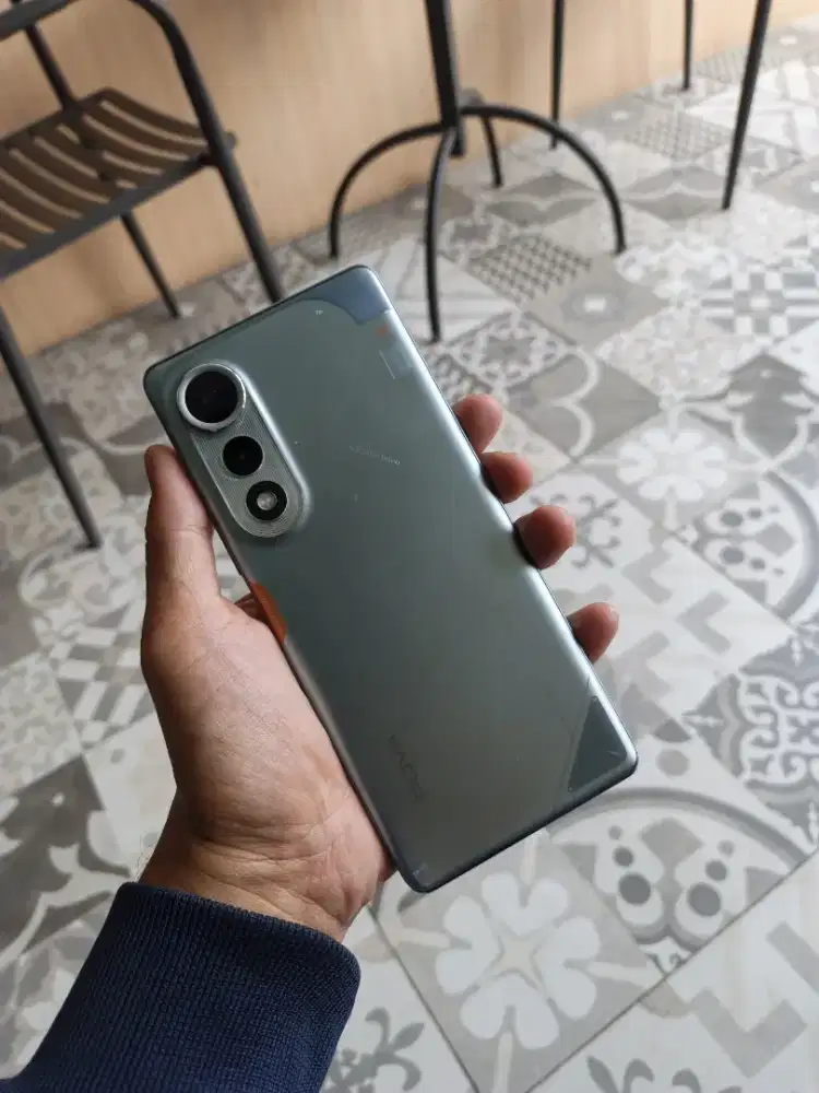 Tecno Pova Curve 5G 8/256 mulus