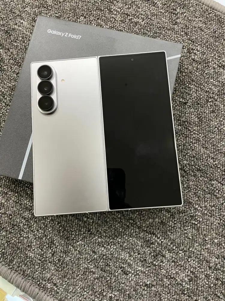 Samsung Fold 7 12/512 super mulus