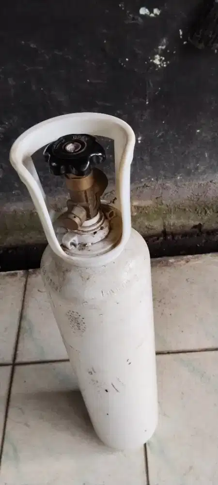 Tabung oksigen kecil