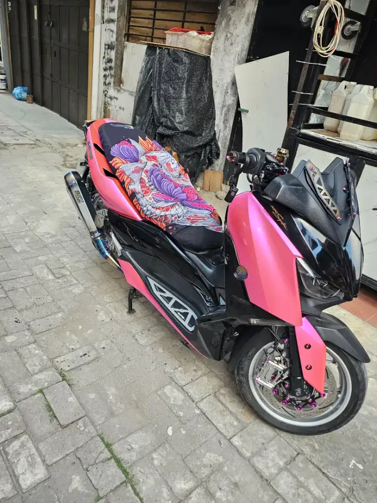 Yamaha xmax 250 full modif