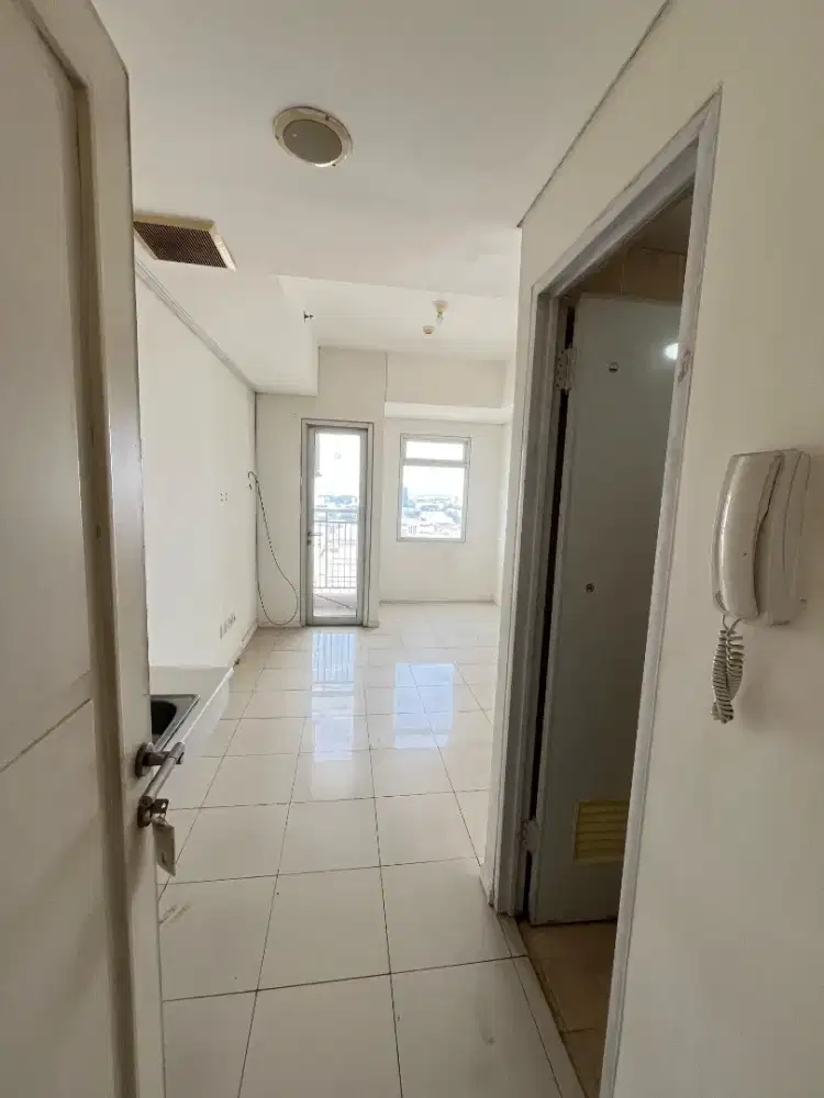 Disewakan Apartemen Green Lake Sunter Studio Unfurnished