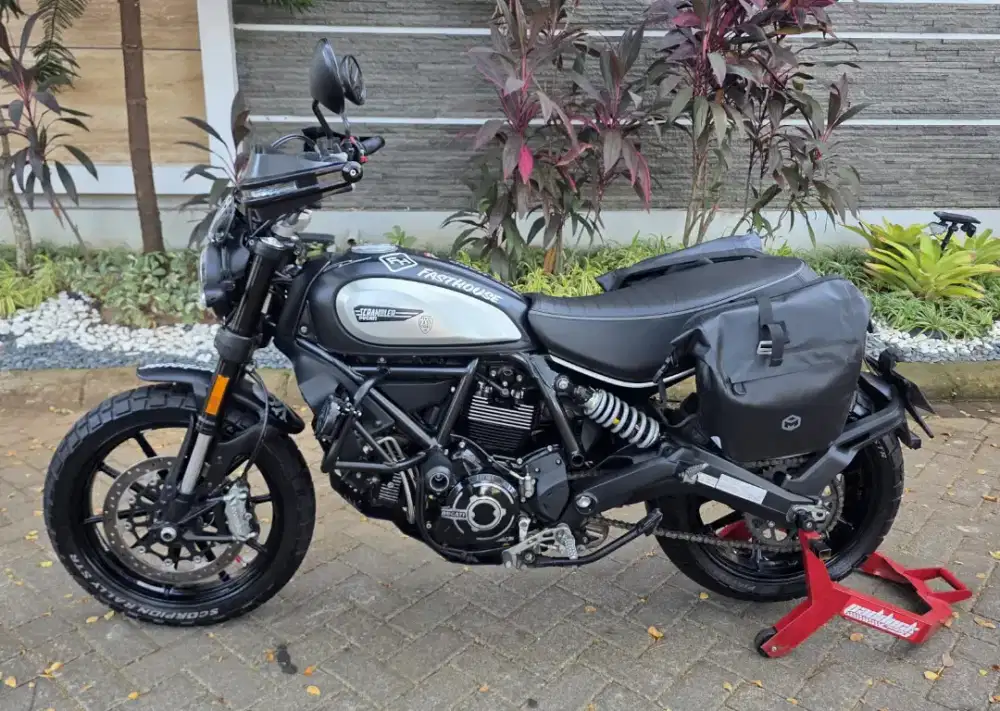 Ducati Scrambler Icon, Low Odo 6000 an.