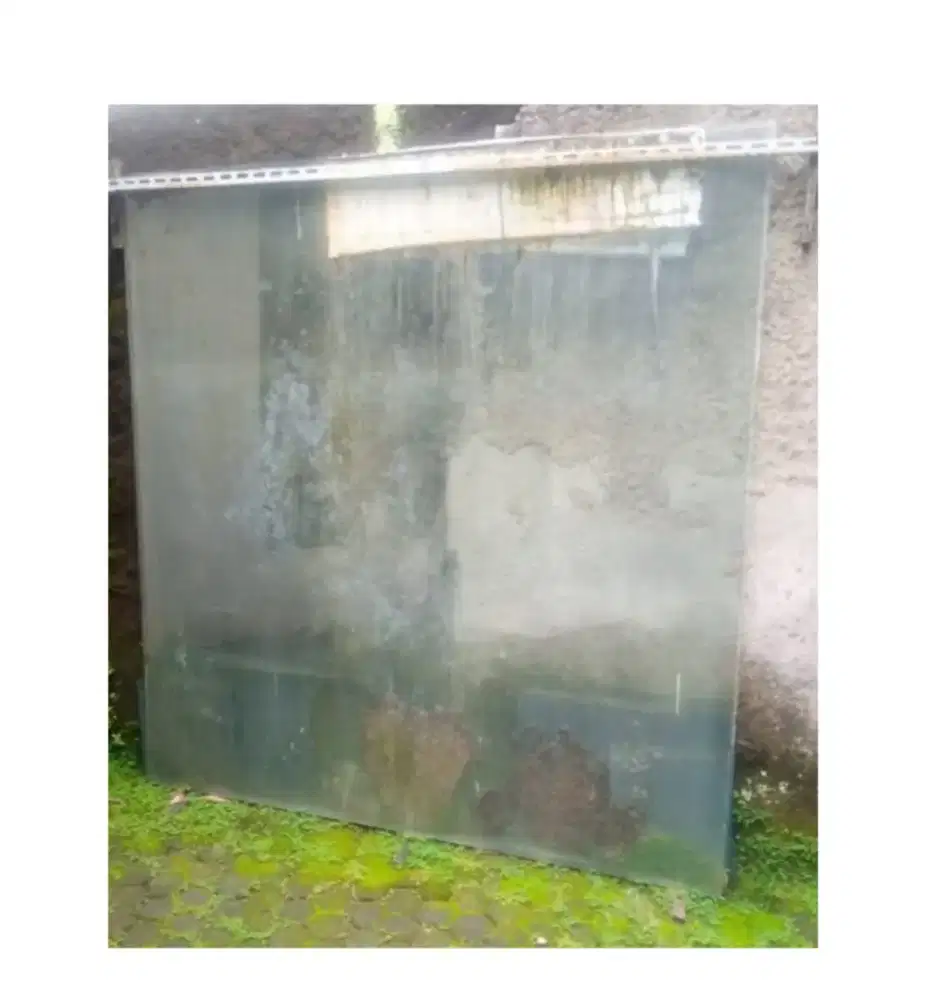 Dijual Borongan : Dua (2) Lembar Kaca Bening 5mm (176x167) Baca Dulu