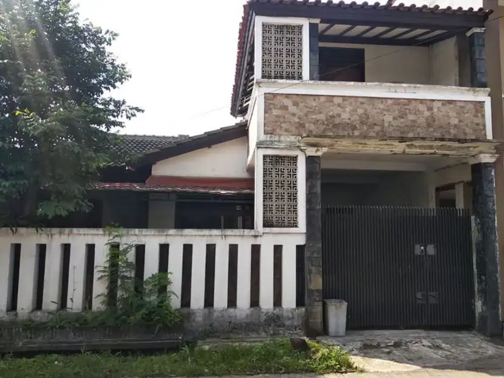 Dijual Rumah Semi Furnished di Ciwastra