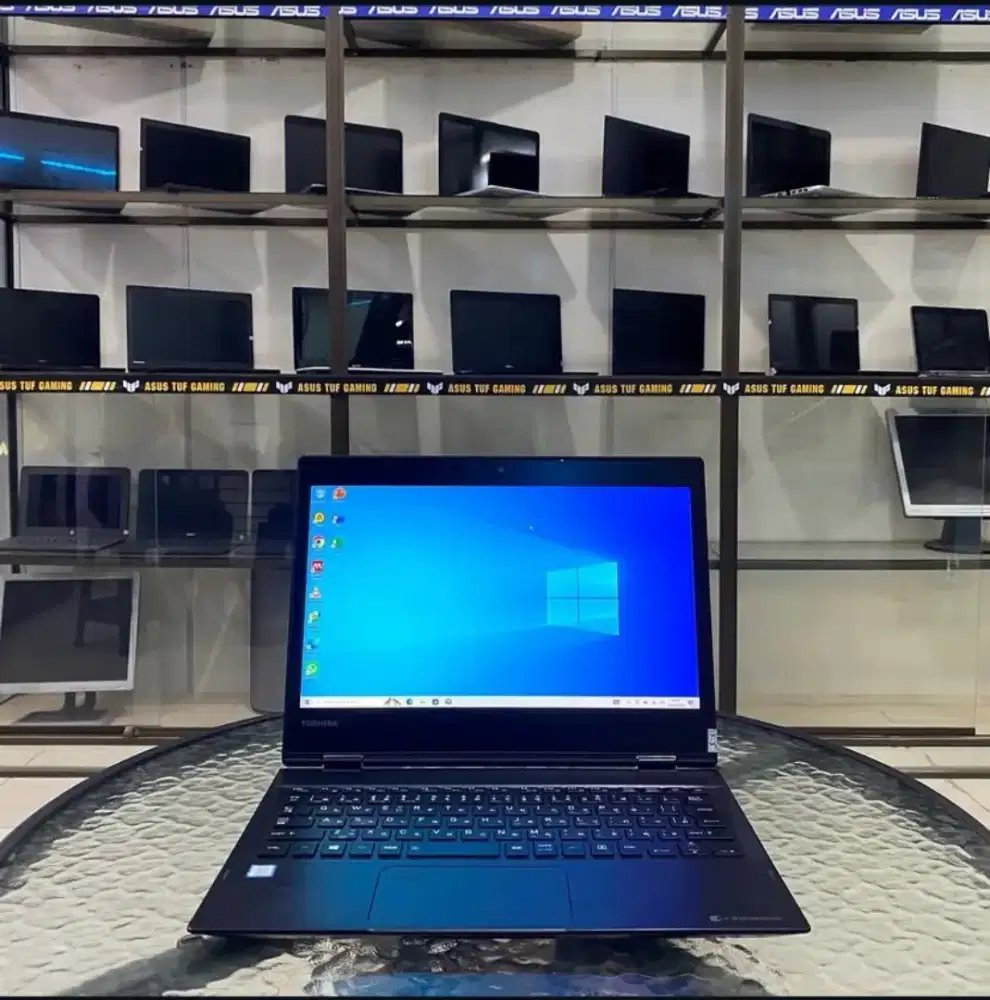 TOSHIBA DYNABOOK VC72/M YOGA