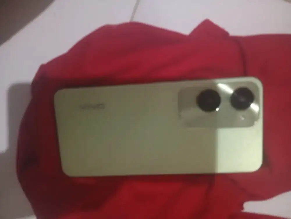 Di jual BU cepat HP vivo Y18 NFC, ram 4+4/128, HP dan casan, lok jakpu