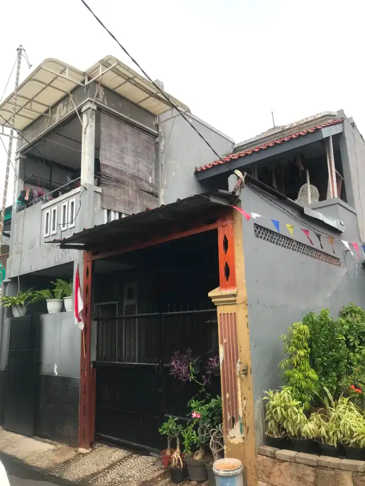 Rumah Srengseng Kembangan 2 lantai full