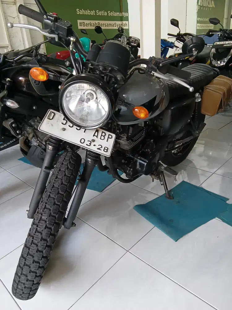 Kawasaki W175 SE Tahun 2018