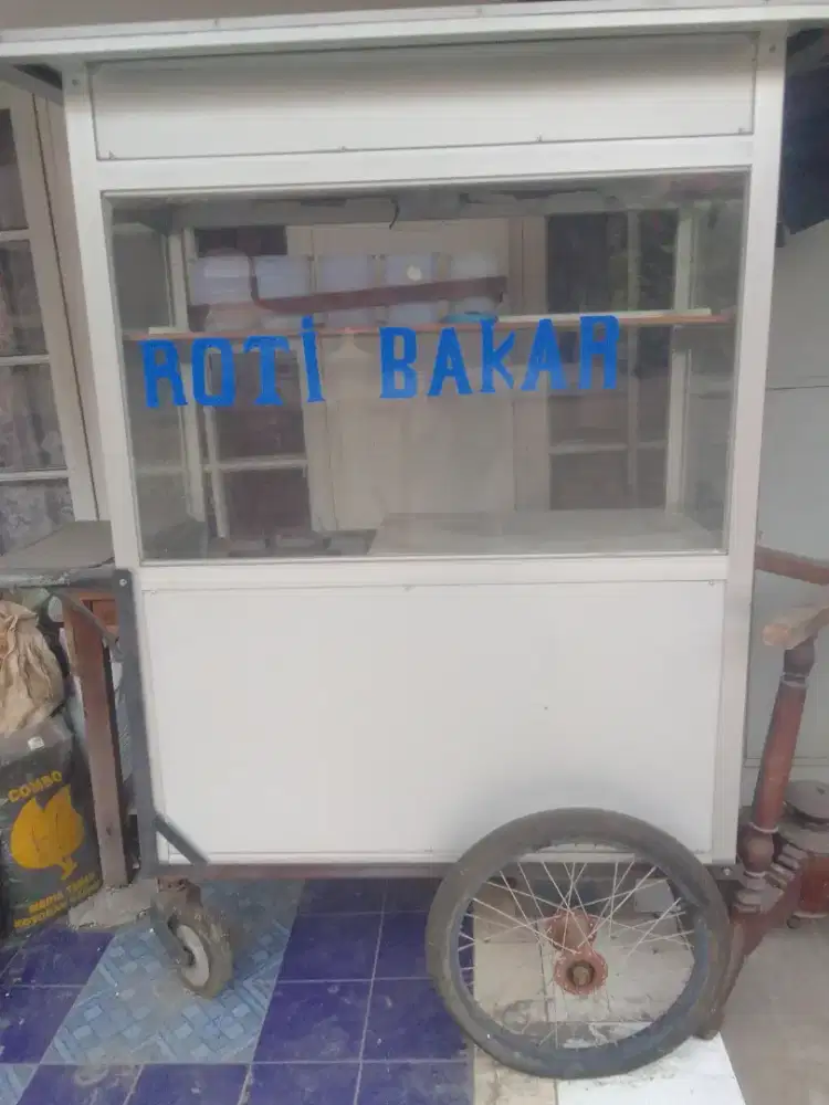 Gerobak jualan keliling