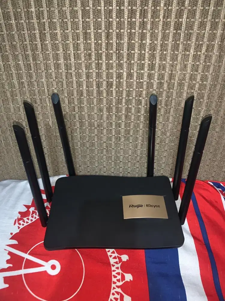 ROUTER RUIJIE RG-EW1200G PRO