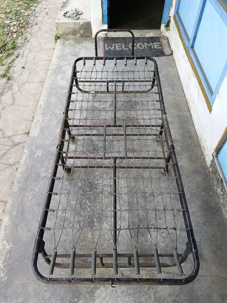JUAL RANJANG LIPAT BESI VINTAGE SECOND TAHUN 1970 AN