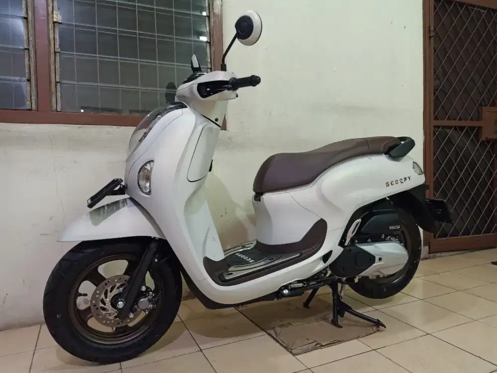 Honda SCOOPY PRESTIGE KEYLESS CBS ISS PERAKITAN 2026 TERBARU (LIKE NEW
