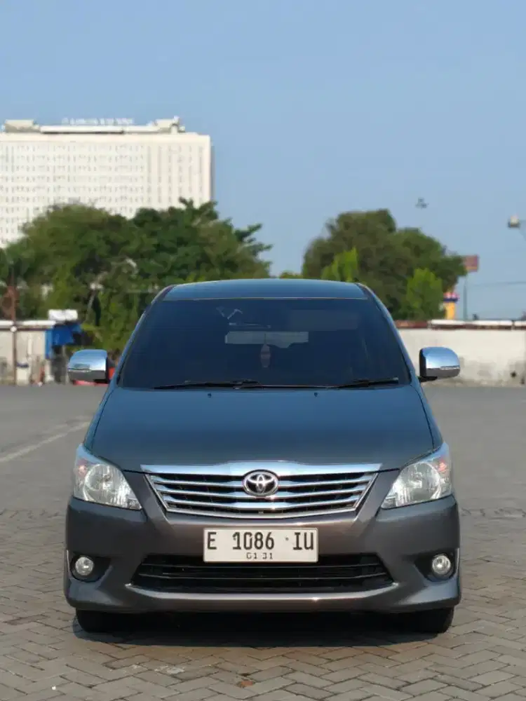 Toyota Innova Grand Diesel G Matic Diesel 2012