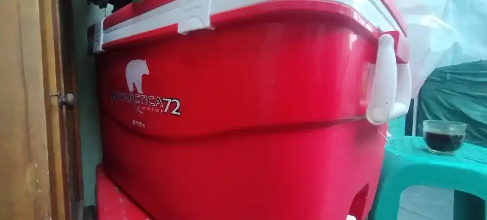 Cooler Box Antarctica 72