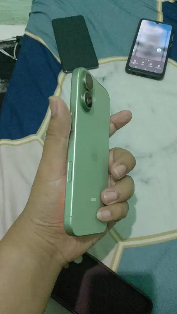 iphone 17 sage green 256 ibox like new