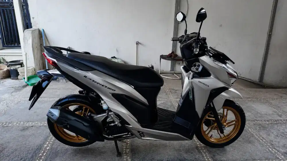 Vario 150 led new silver standar tingting