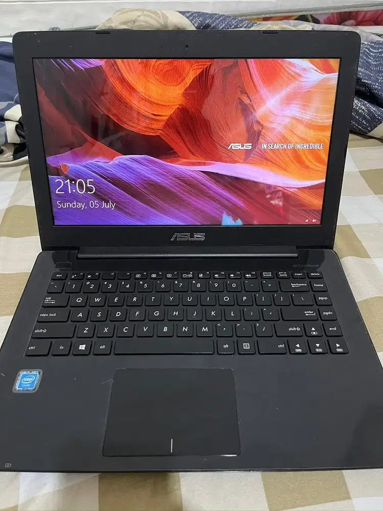 Laptop asus x453s