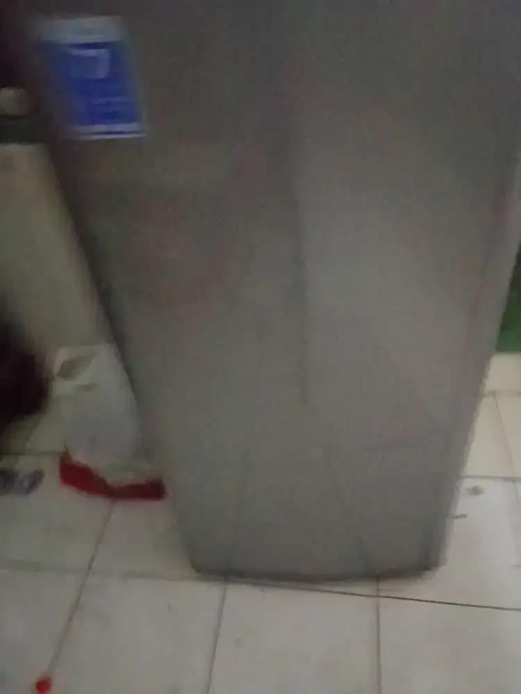 Aqua kulkas Bekas