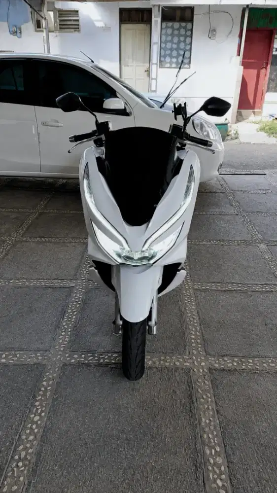 Pcx 150 putih cakep