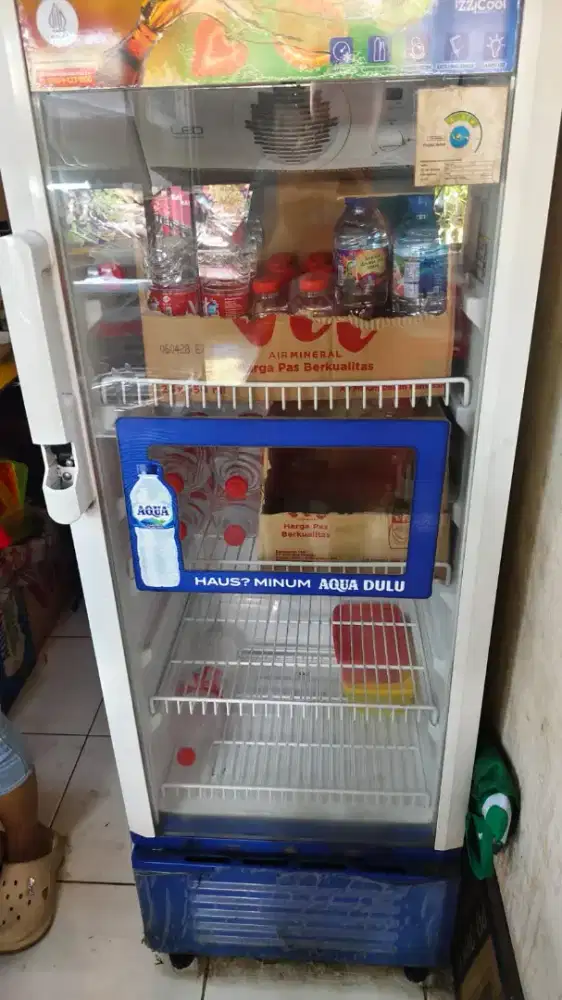 Lemari pendingin