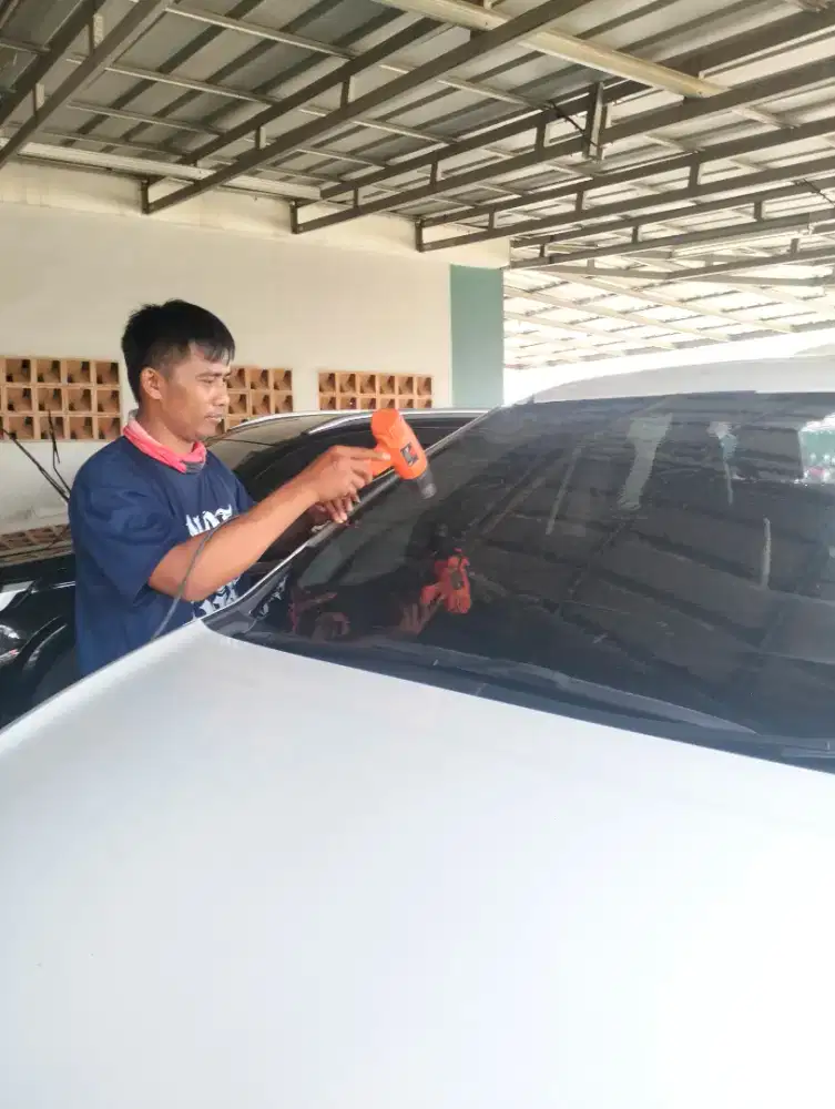 Home servis pasang kaca film mobil