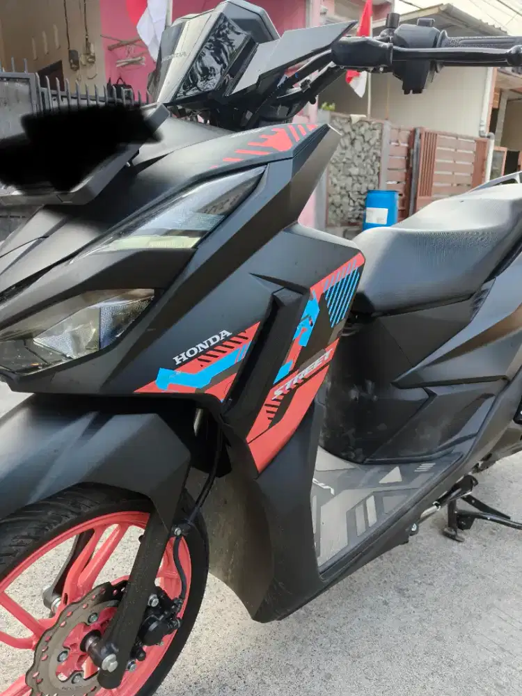 Vario street 125