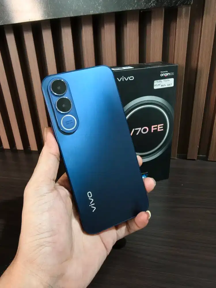 Vivo V70 FE 12/256gb Blue Resmi