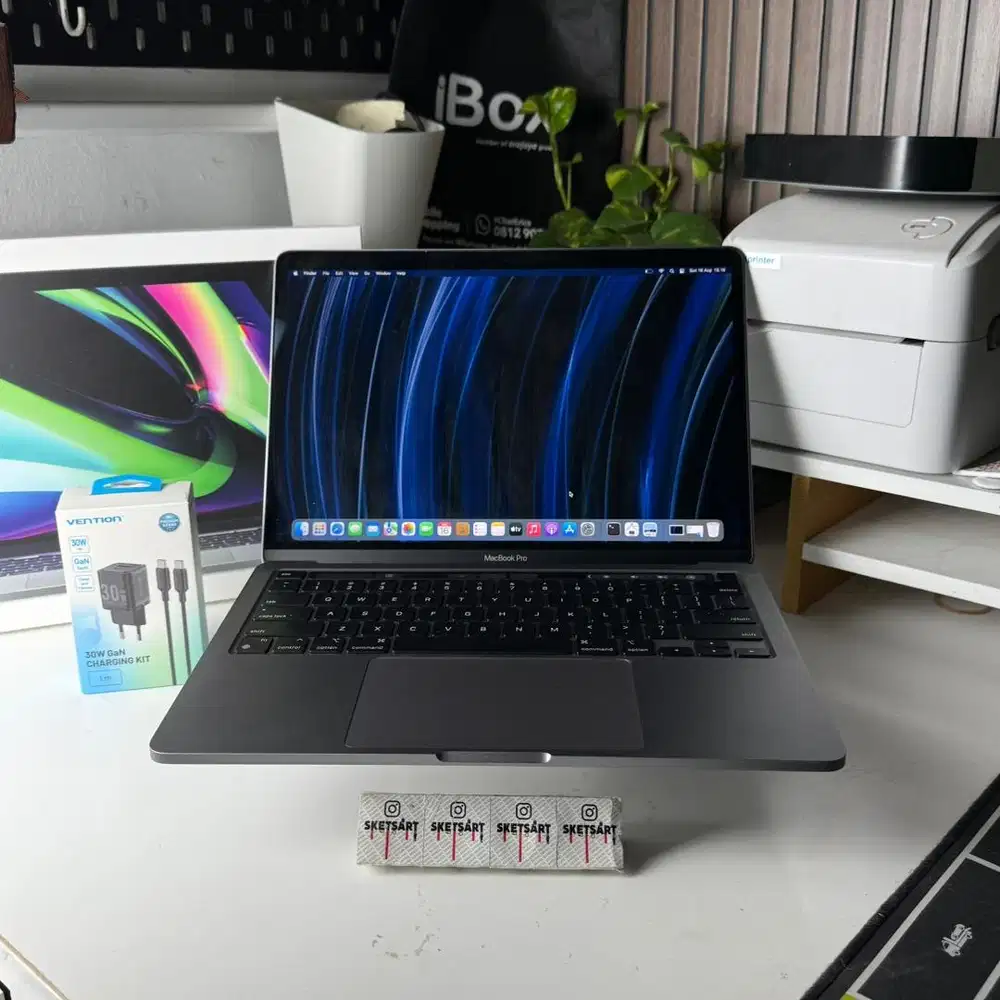 MacBook Pro M1 8/512gb iBox Spacegray Battery Health 94%