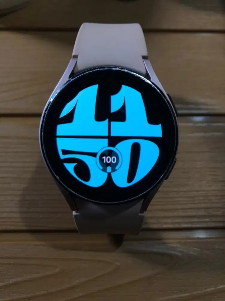 Samsung Galaxy Watch 4 40mm 16GB Resmi Sein Original