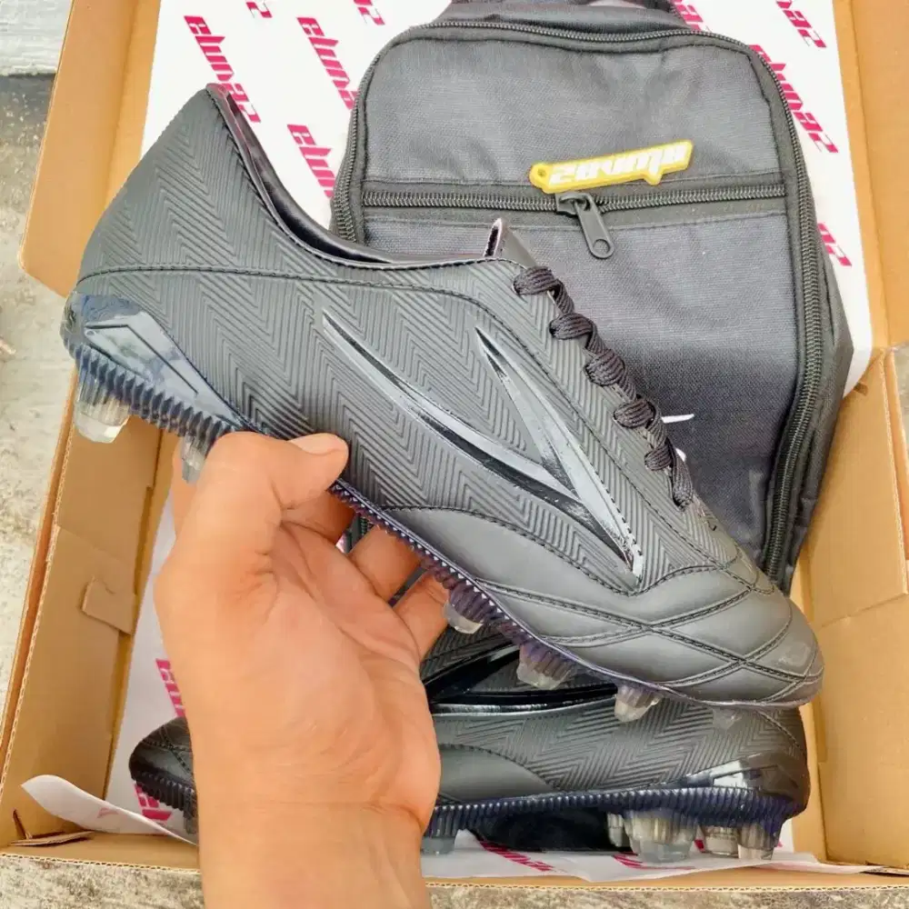 Sepatu bola Zevma dewasa bisa kirim cod