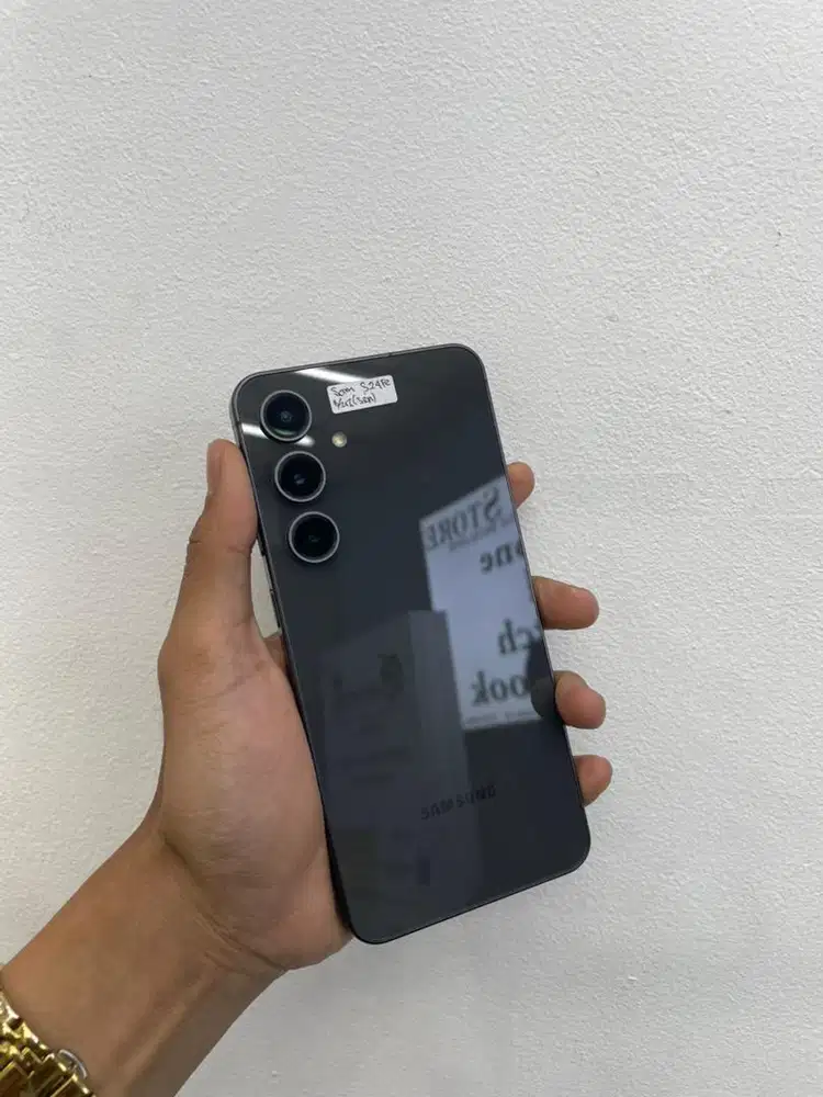 Samsung S24FE 8/256GB sein