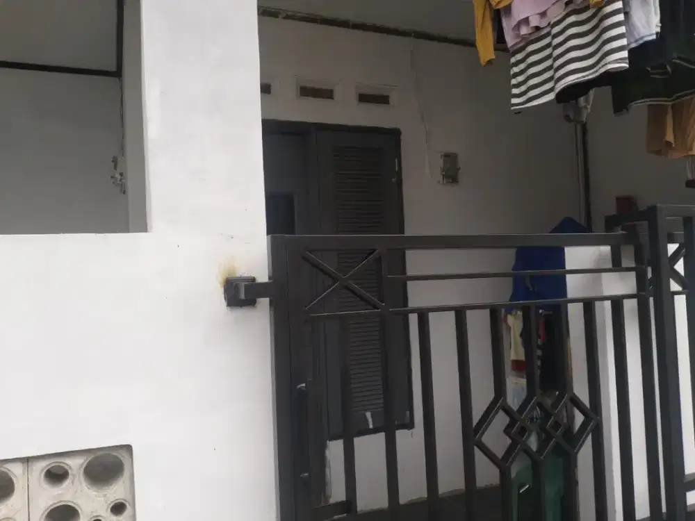 Sedang mencari pengasuh usia dari usia 35 sampai 50 th